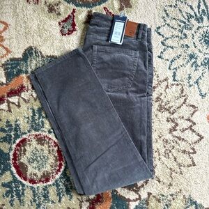 NWT Vineyard Vines corduroys